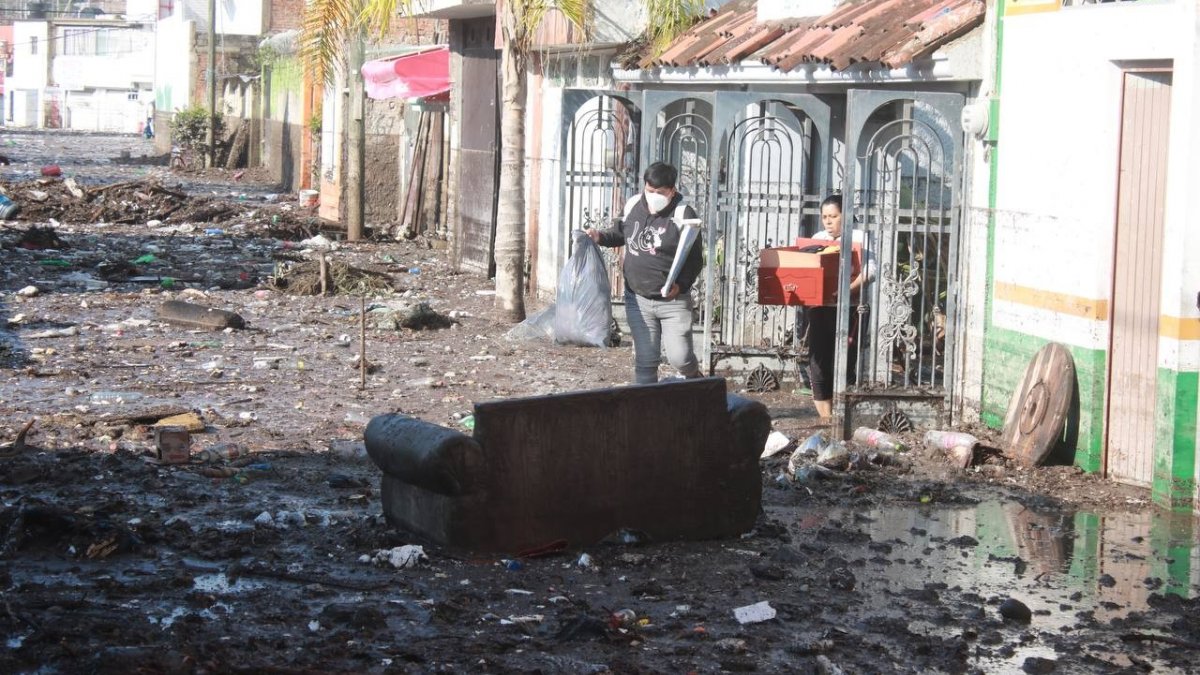 Meksika’da sel nedeniyle 310 ev kullanılmaz hale geldi