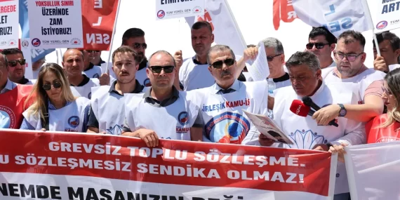 Hükümetin Zam Teklifine Tepki: Memurlar Eylemde