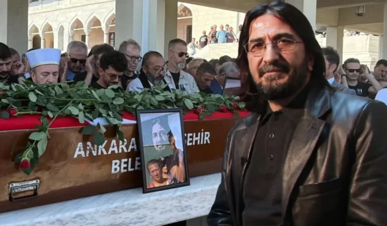 Gazeteci-Yazar Nihat Genç, Son Yolculuğuna Binlerce Kişinin Katılımıyla Uğurlandı