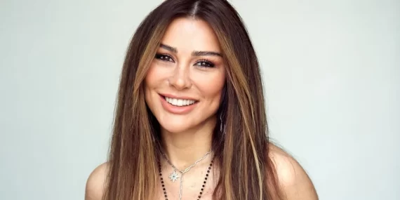 ŞARKICI SELEN GÖRGÜZEL’DEN DİKKAT ÇEKEN AÇIKLAMA