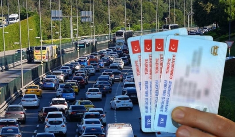 Milyonlarca Sürücüyü İlgilendiriyor! Ehliyette Yeni Dönem Resmen Başladı