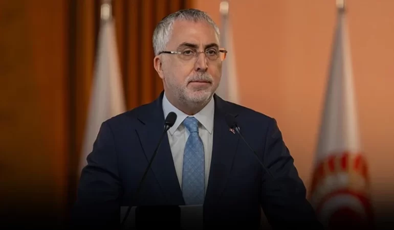 Asgari ücrette ikinci tur: Vedat Işıkhan’dan kritik açıklama