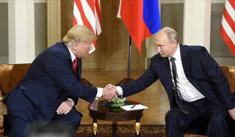 TRUMP: PUTİN İLE YAKIN ZAMANDA BİR ARAYA GELMEK MÜMKÜN!