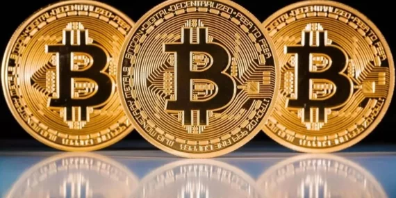 Bitcoin Rekora Koşuyor: 118 Bin Dolar Sınırına Dayandı