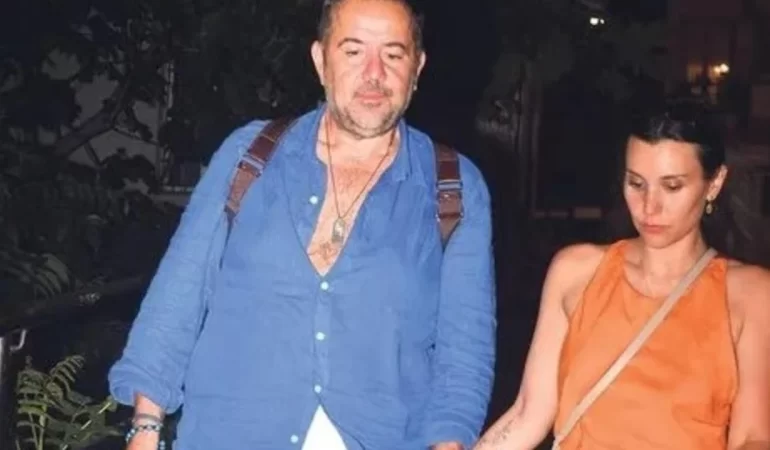 Ünlü Komedyen Aşkını Gözler Önüne Serdi